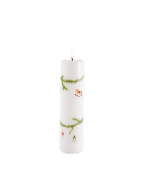 Christmas Pillar Candle
W5,8 x H22 cm