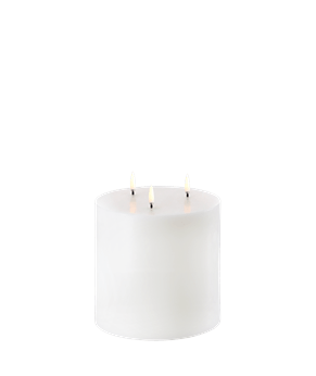 Triple Flame Pillar Candle
W15,2 x H15,2cm