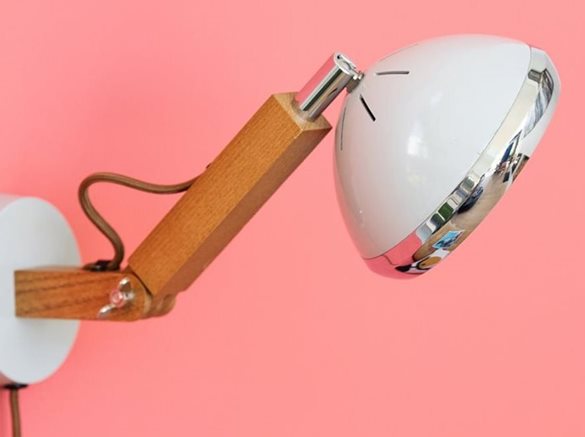 Mr. Wattson-Wall Lamp